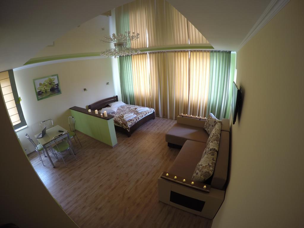Vip Apartament In The Center Truskavets Exterior photo